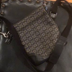 Small coach crossbody bag !